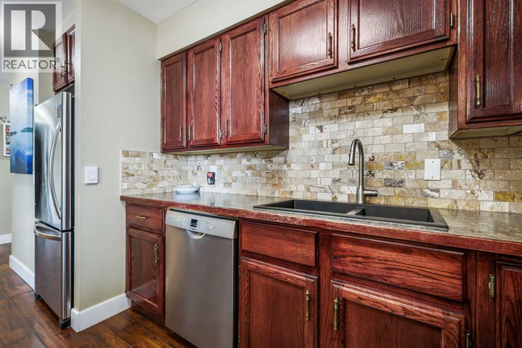 Single Family House for Sale in   Point Mckay Crescent NW Point McKay Calgary 