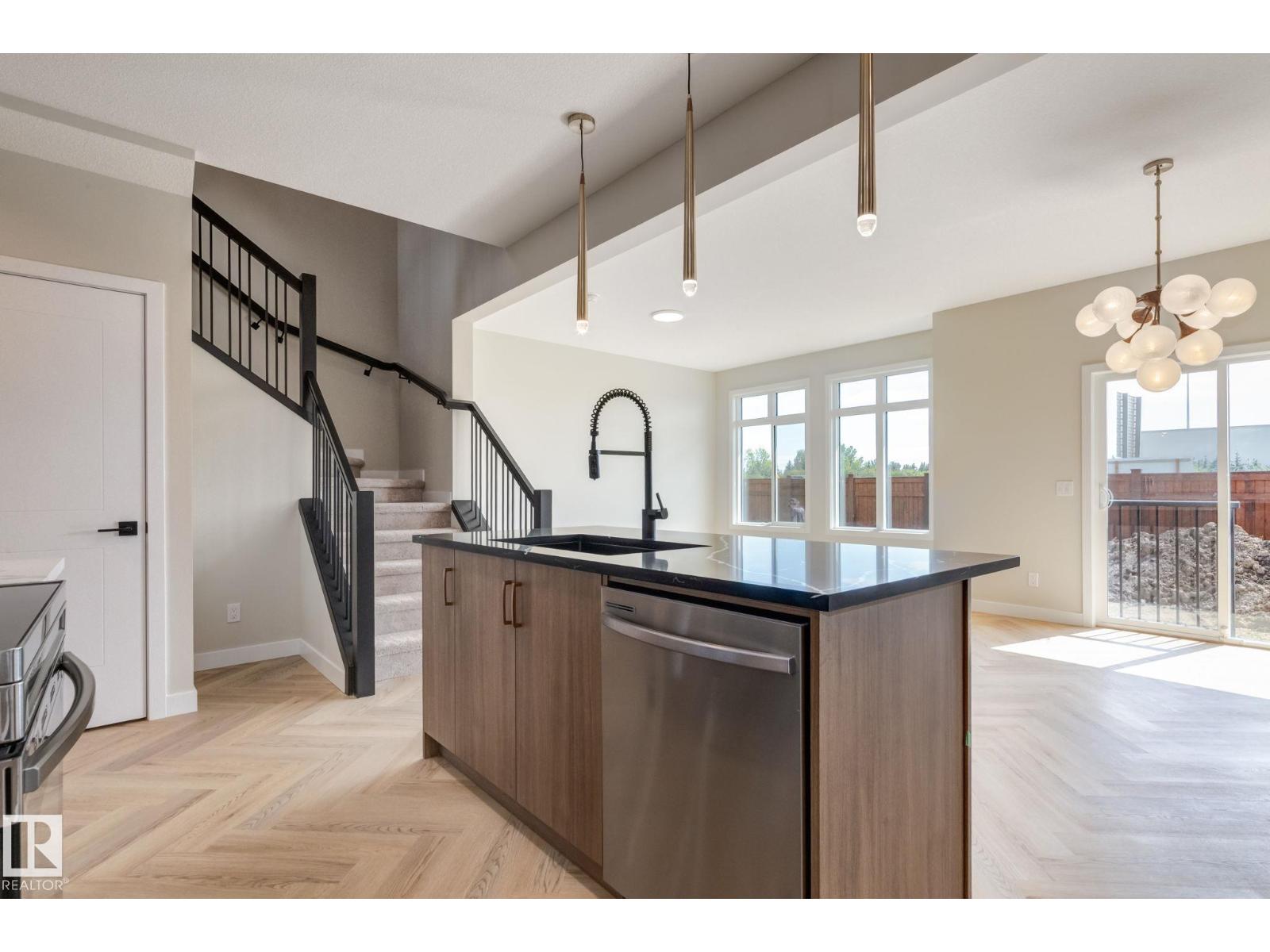 31 Chartres CL, St. Albert