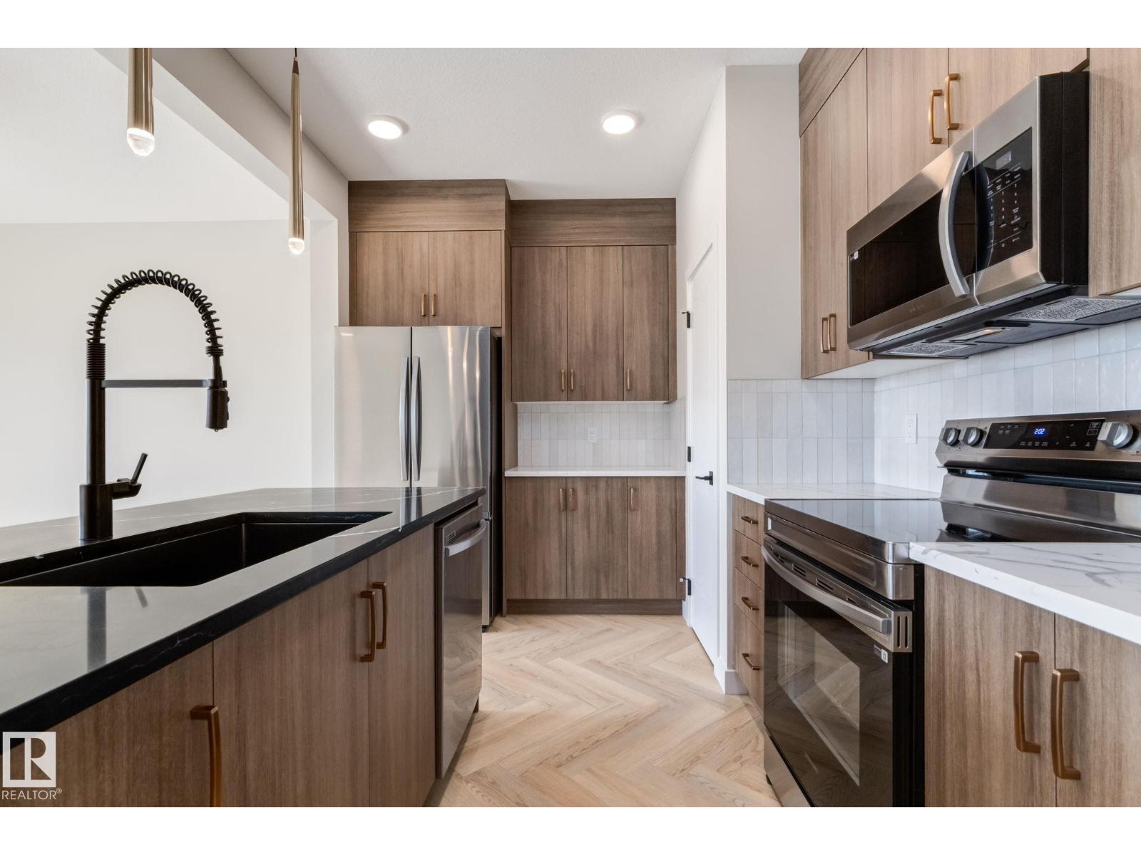 31 Chartres CL, St. Albert