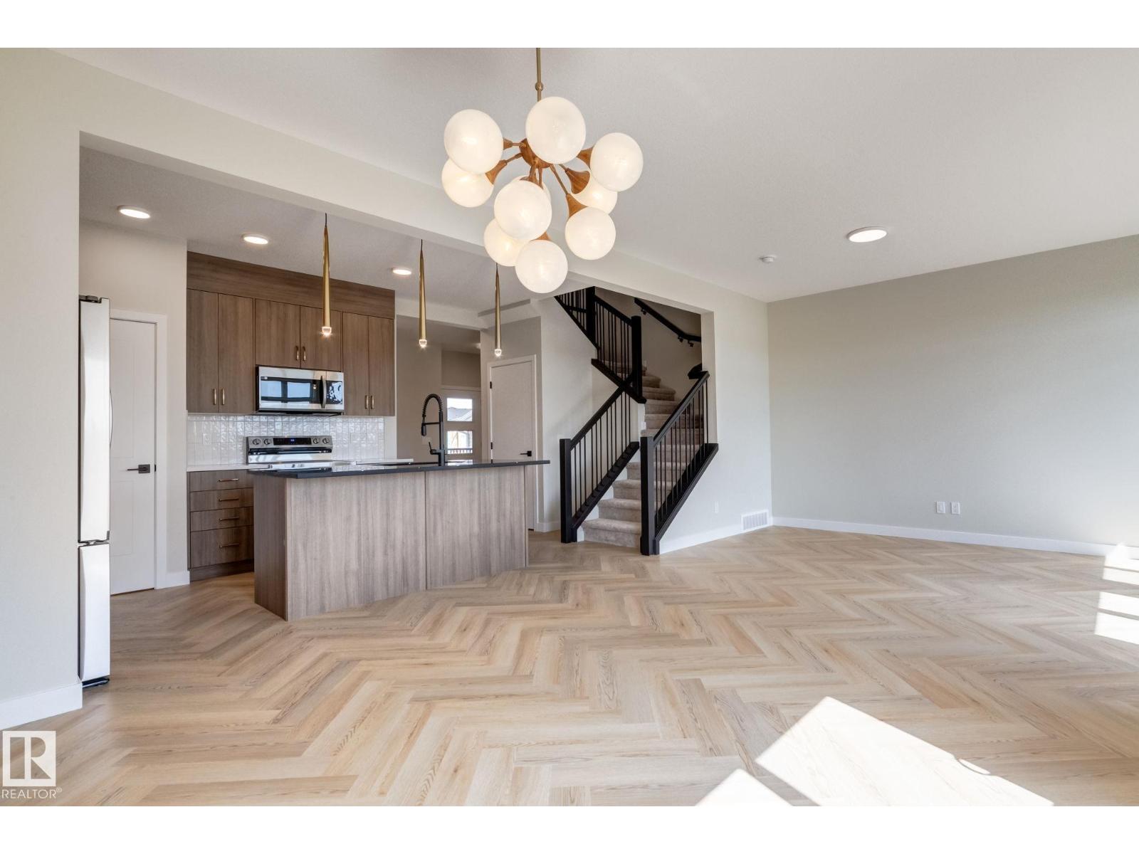 31 Chartres CL, St. Albert