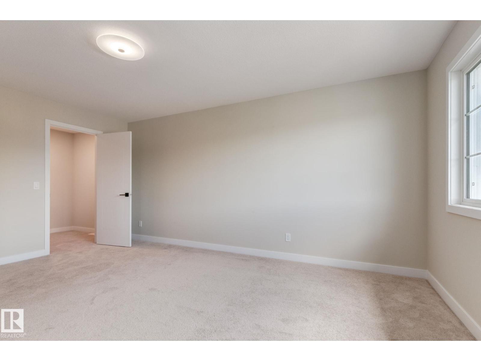 31 Chartres CL, St. Albert