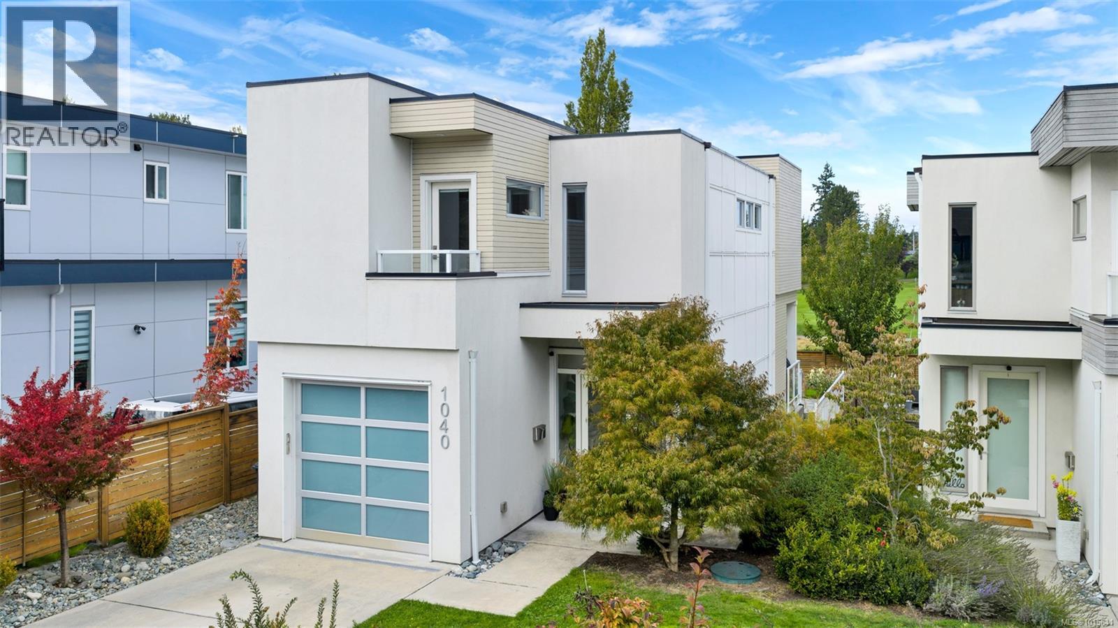 1040 Colville Rd, Esquimalt