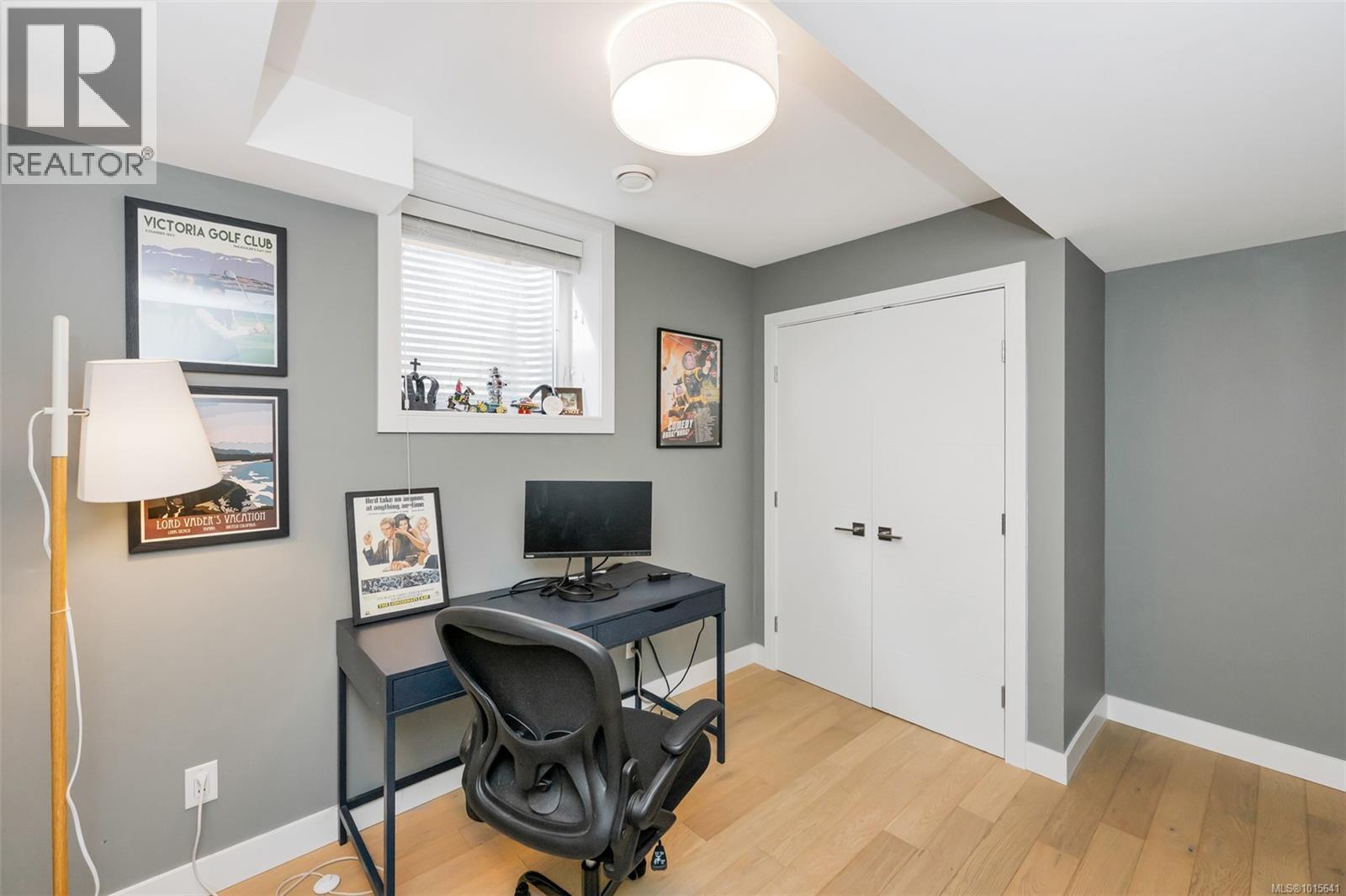 1040 Colville Rd, Esquimalt