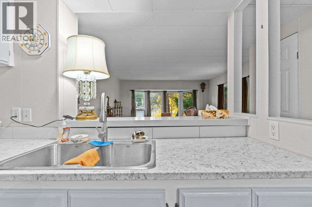 43 1361 30 Street Southeast, Salmon Arm