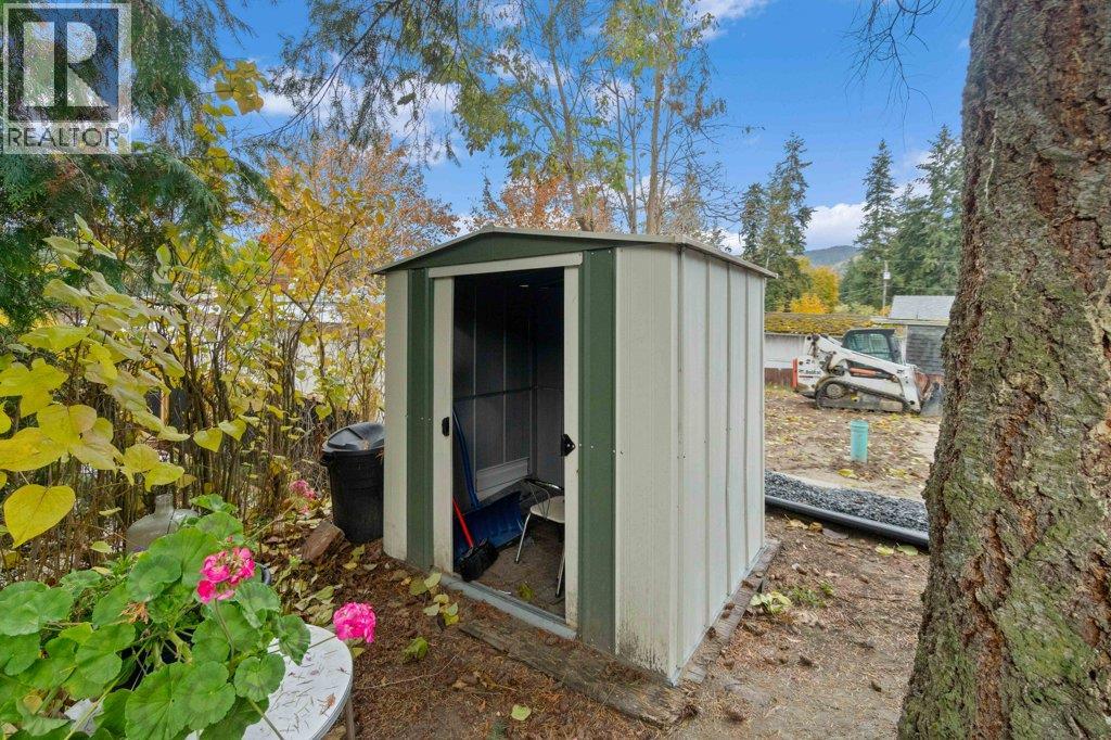 43 1361 30 Street Southeast, Salmon Arm