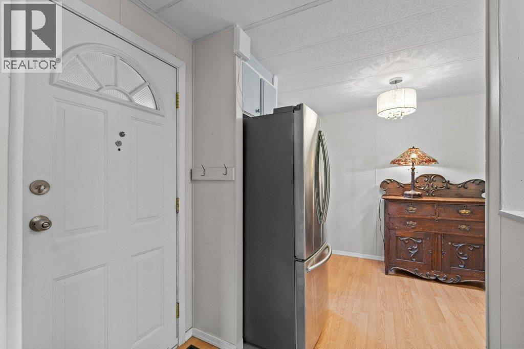 43 1361 30 Street Southeast, Salmon Arm