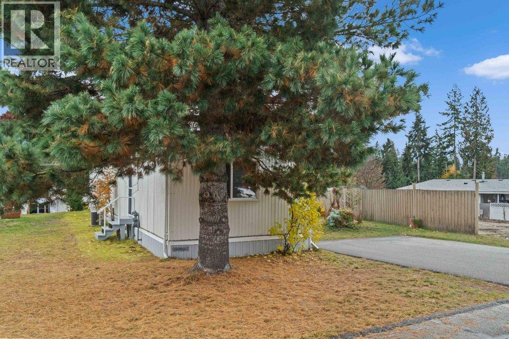 43 1361 30 Street Southeast, Salmon Arm