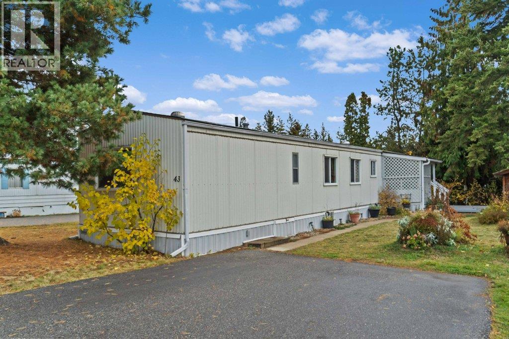 43 1361 30 Street Southeast, Salmon Arm