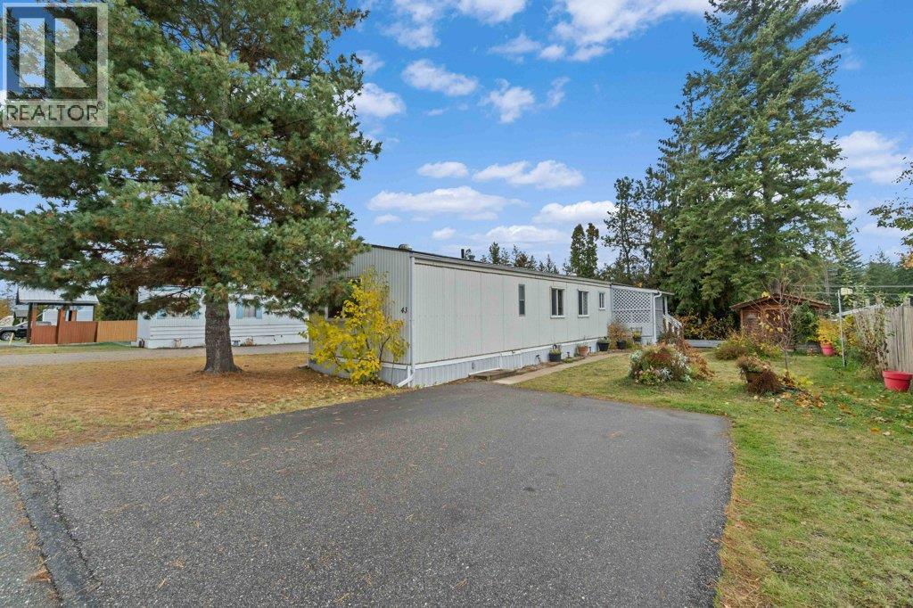 43 1361 30 Street Southeast, Salmon Arm