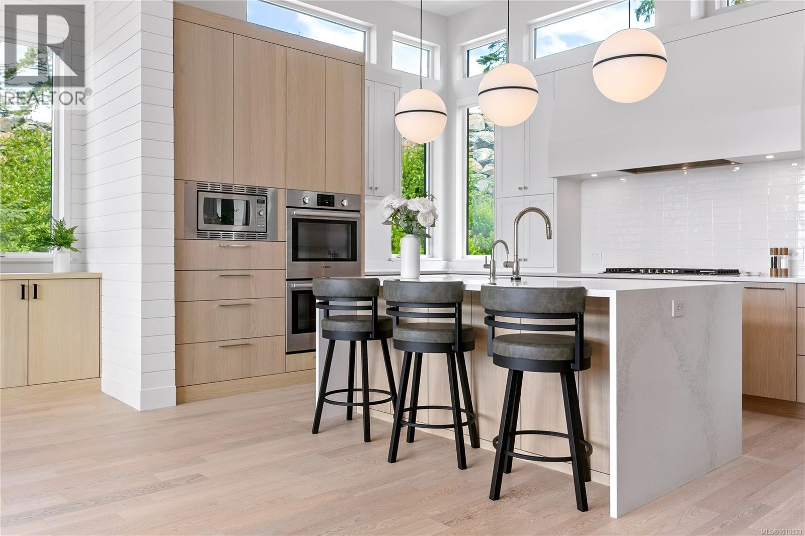 7510 OCEAN PARK PL - 12