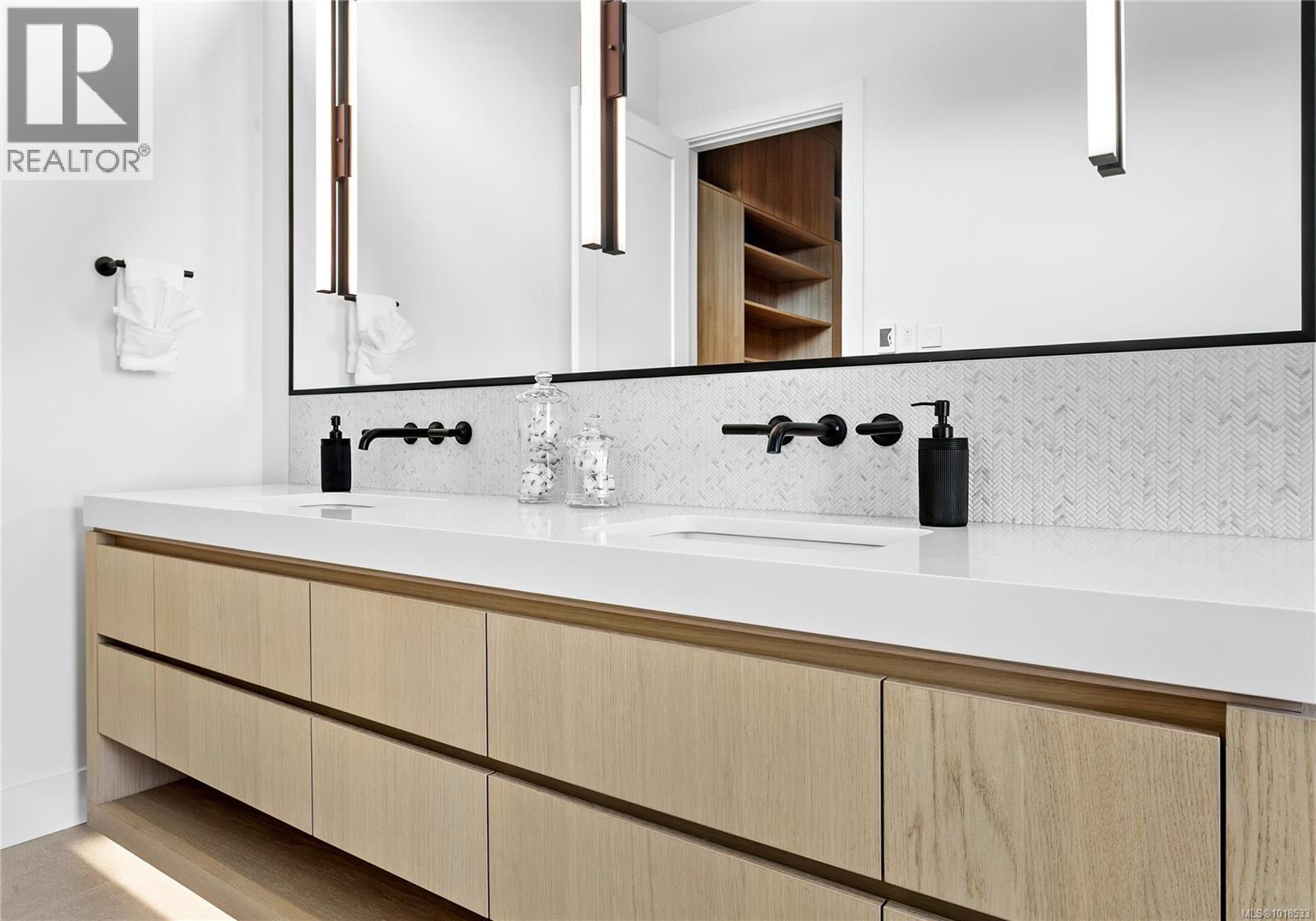 7510 OCEAN PARK PL - 29