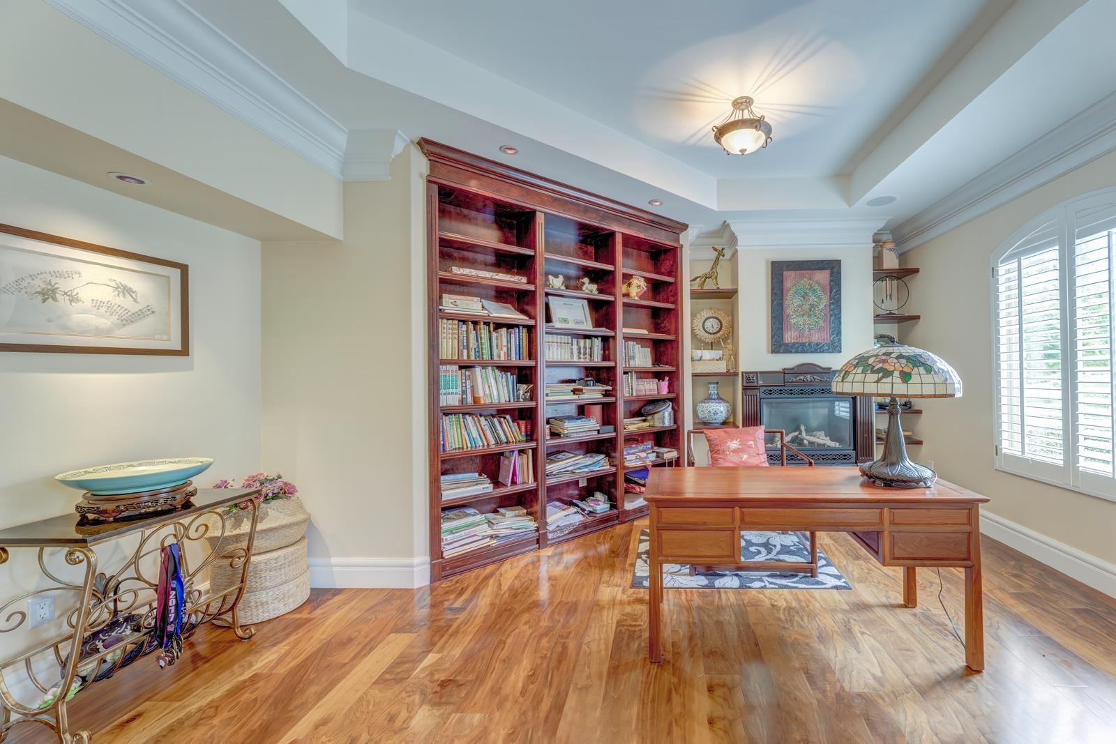 2313 CHANTRELL PARK DRIVE, Surrey