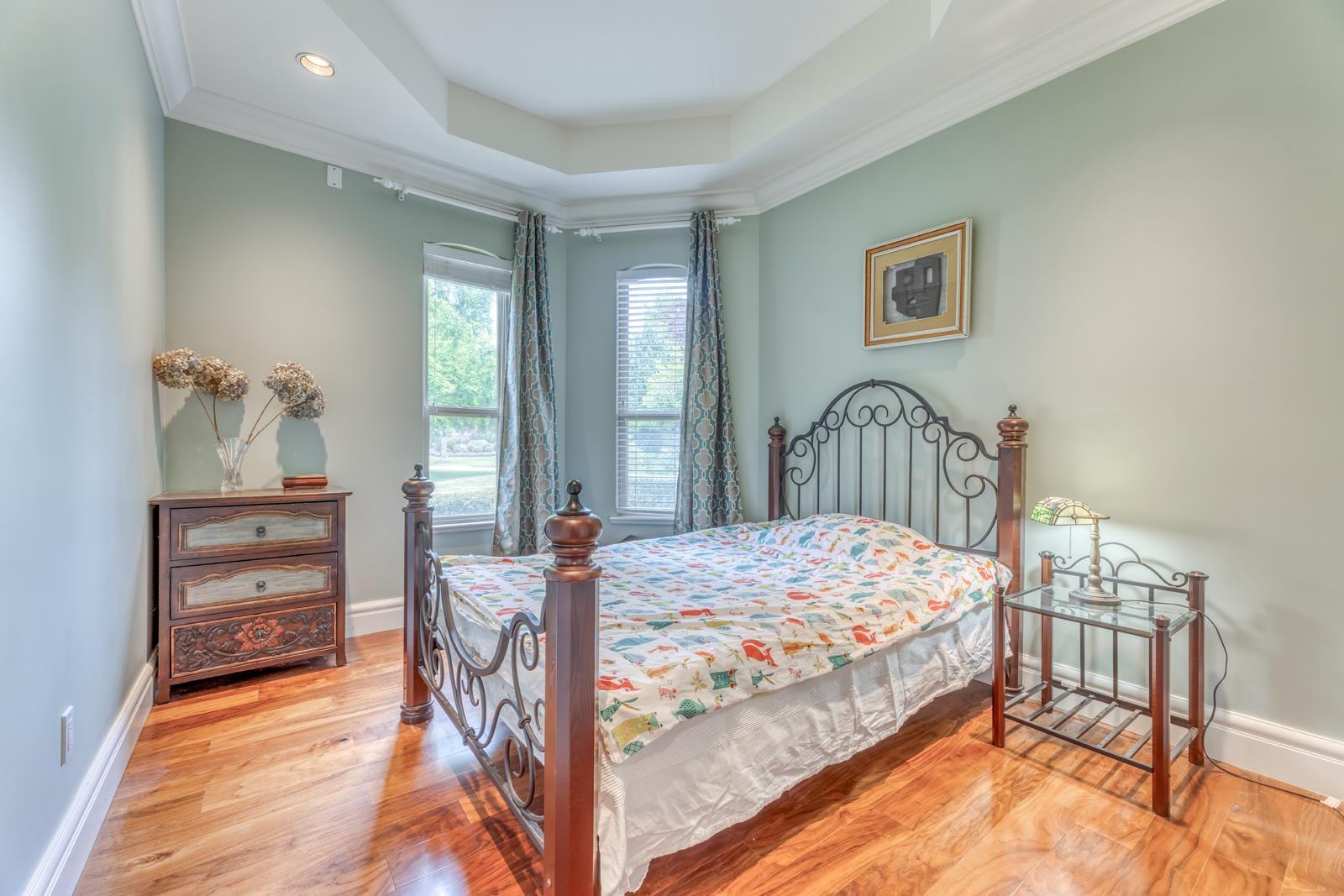 2313 CHANTRELL PARK DRIVE, Surrey