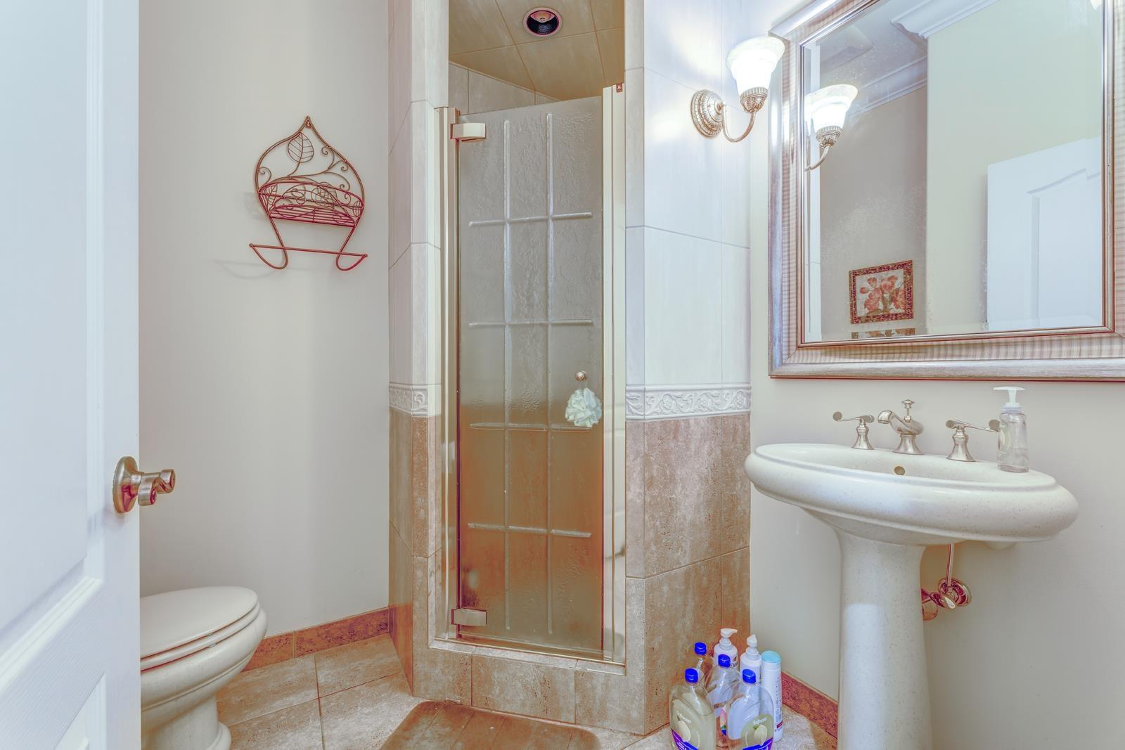 2313 CHANTRELL PARK DRIVE, Surrey