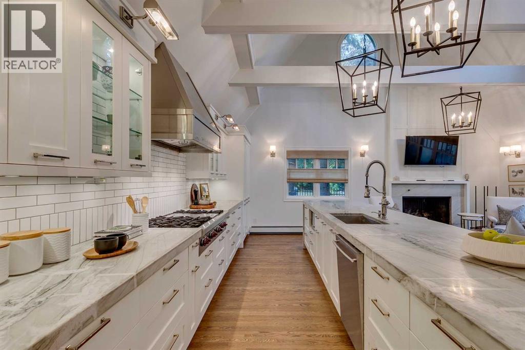 Single Family House for Sale in  Carleton Street SW Upper Mount Royal Calgary 