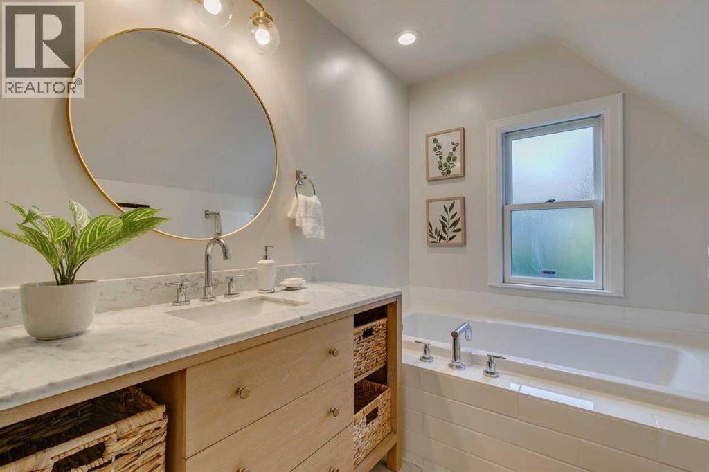 Single Family House for Sale in  Carleton Street SW Upper Mount Royal Calgary 