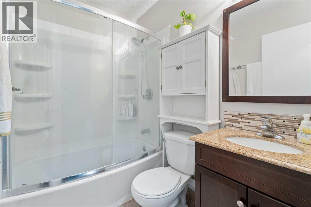 Single Family House for Sale in    Street SW Glenbrook Calgary 