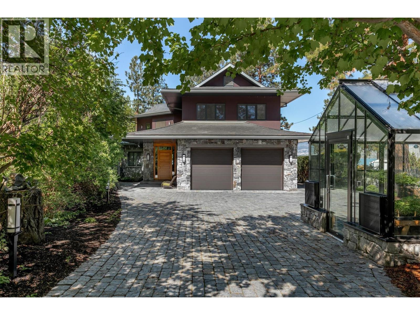  5308 Lakeshore Road, Kelowna