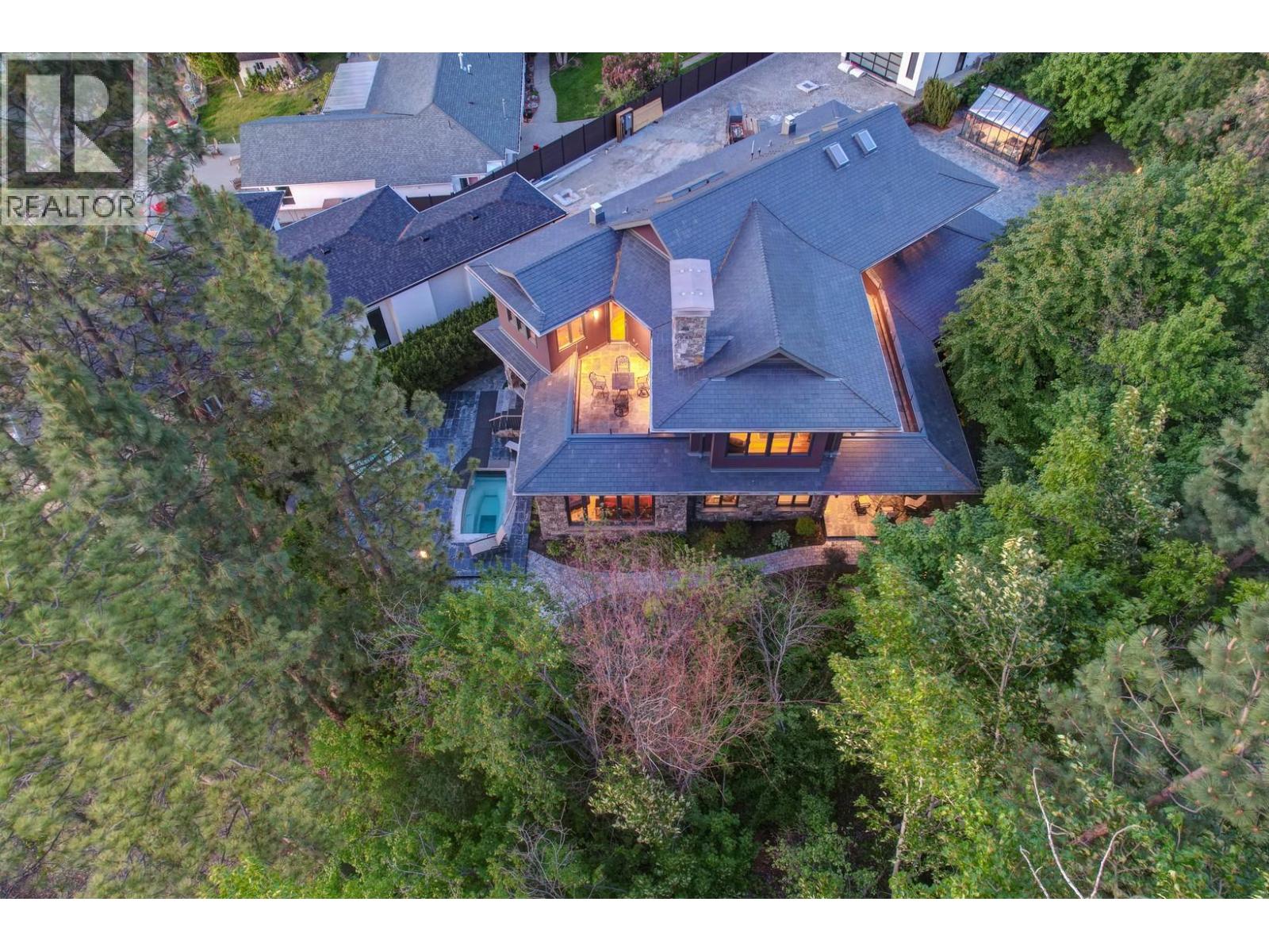  5308 Lakeshore Road, Kelowna