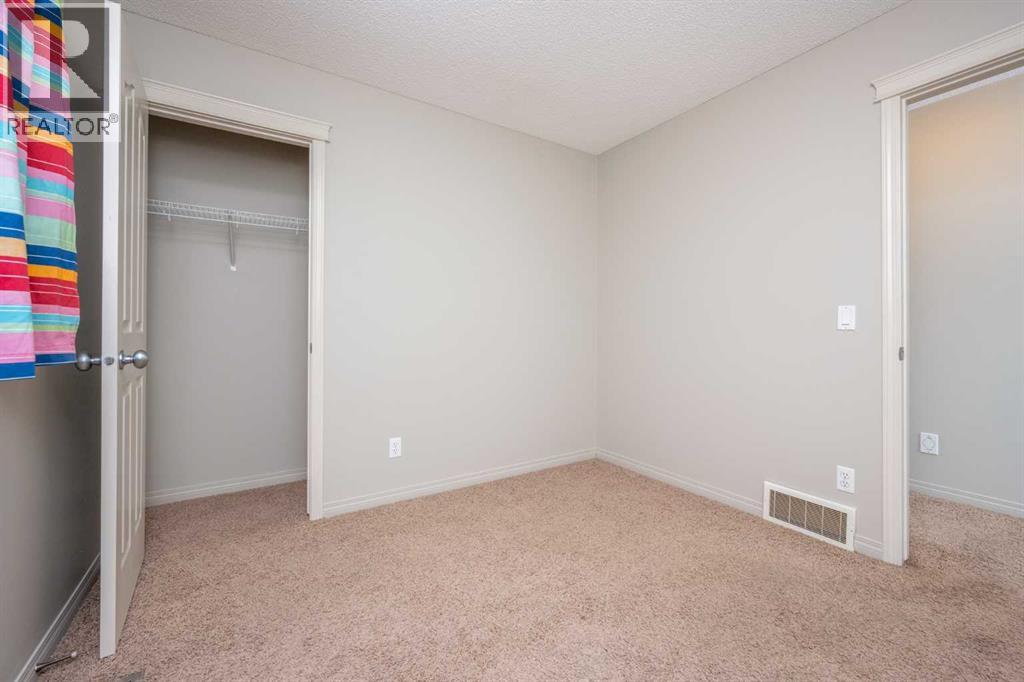 Single Family House for Sale in  Silverado Plains Close SW Silverado Calgary 