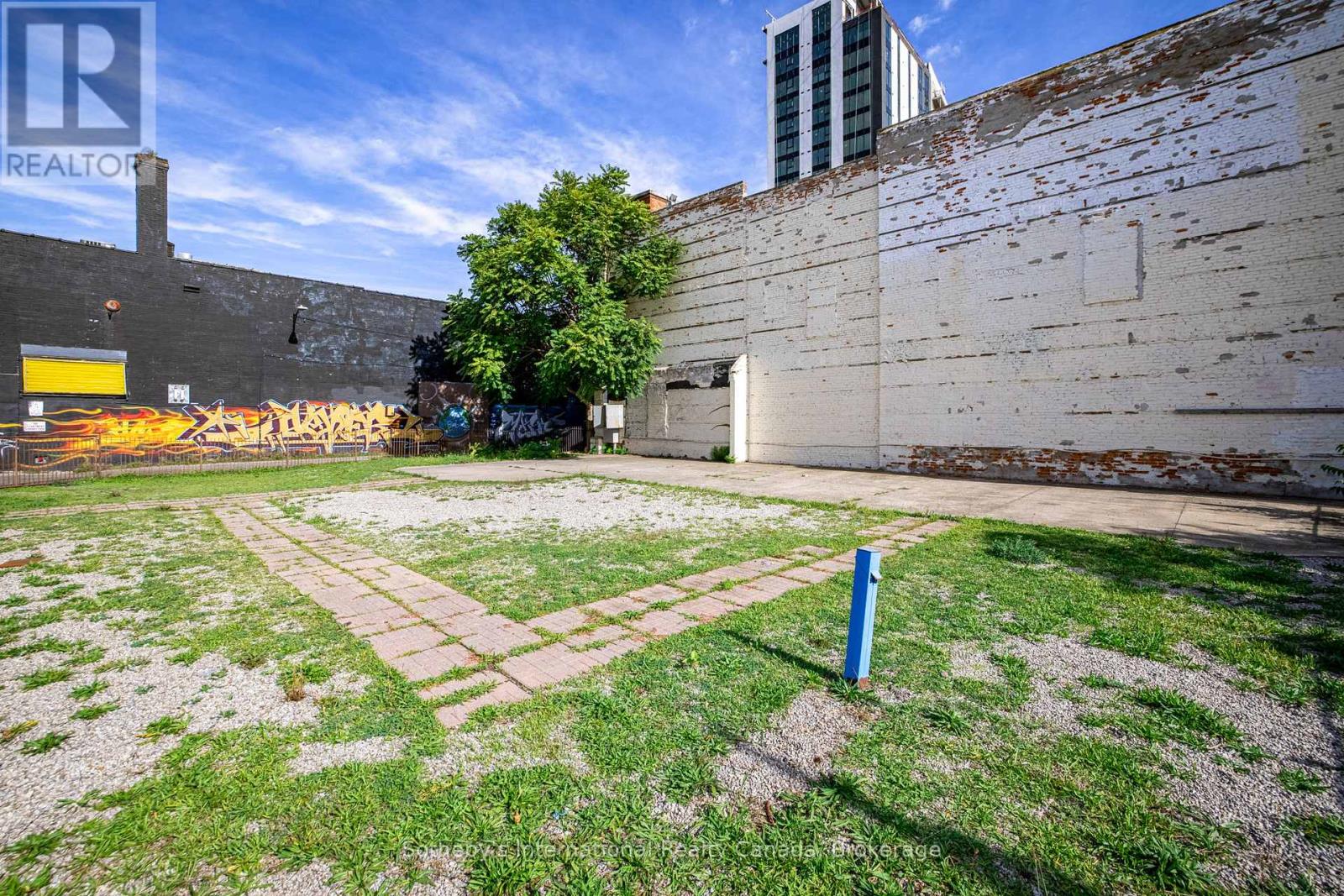 201 ST. PAUL STREET - Photo 5 of 22, St. Catharines (Downtown), Ontario