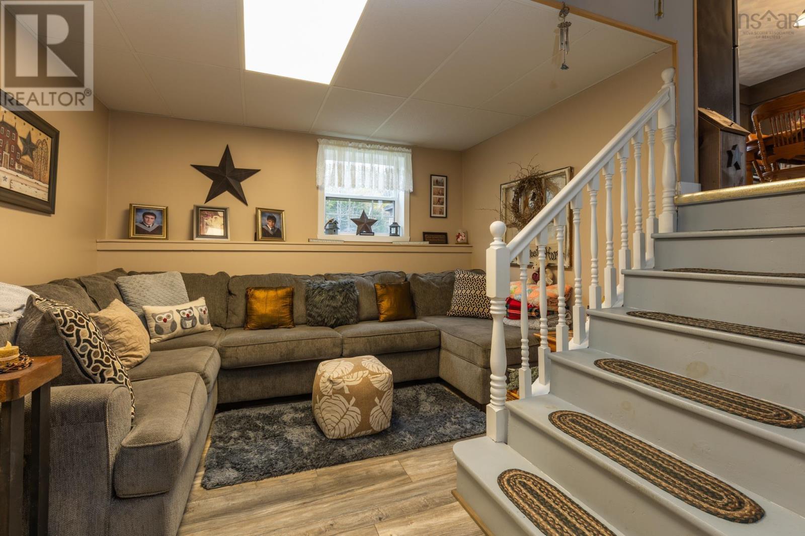 Property 31 of 38 of 1117 Highway 340