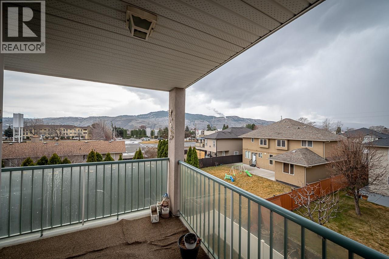 860 NICOLANI Drive Unit# 303, Kamloops