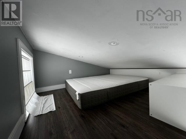 Property 12 of 17 of 52 Seastone Drive