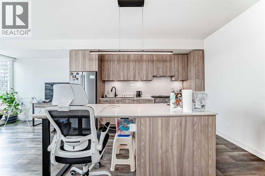 Single Family House for Sale in   Gladstone Road NW Hillhurst Calgary 