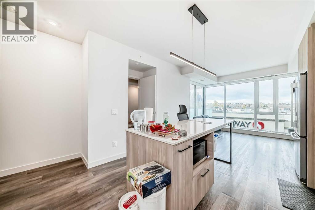 Single Family House for Sale in   Gladstone Road NW Hillhurst Calgary 