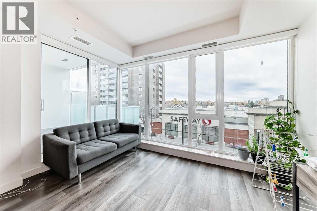 Single Family House for Sale in   Gladstone Road NW Hillhurst Calgary 