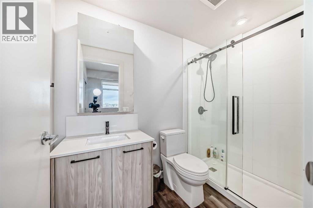 Single Family House for Sale in   Gladstone Road NW Hillhurst Calgary 