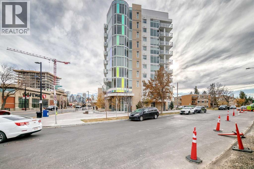 Single Family House for Sale in   Gladstone Road NW Hillhurst Calgary 