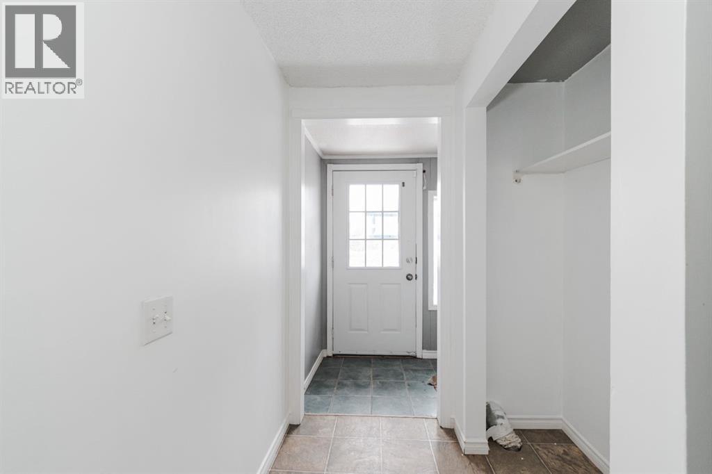 106 Wylie Place, Fort McMurray