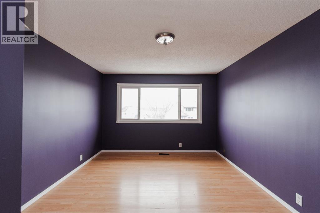 106 Wylie Place, Fort McMurray