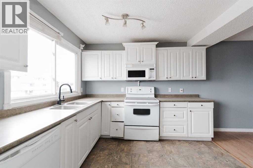 106 Wylie Place, Fort McMurray