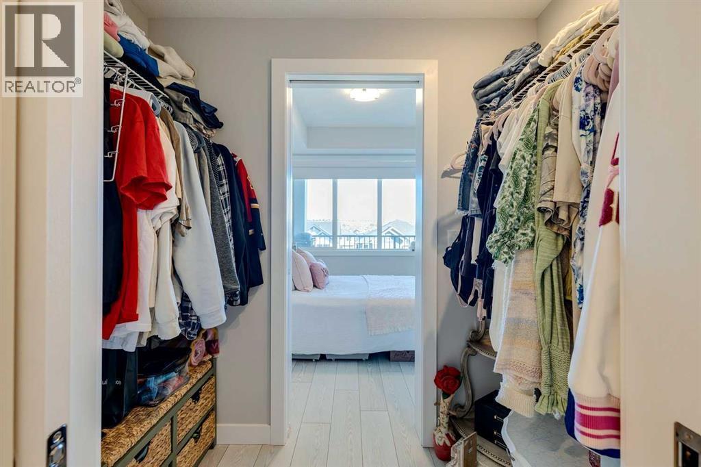 Single Family House for Sale in   Wolf Creek Drive SE Wolf Willow Calgary 