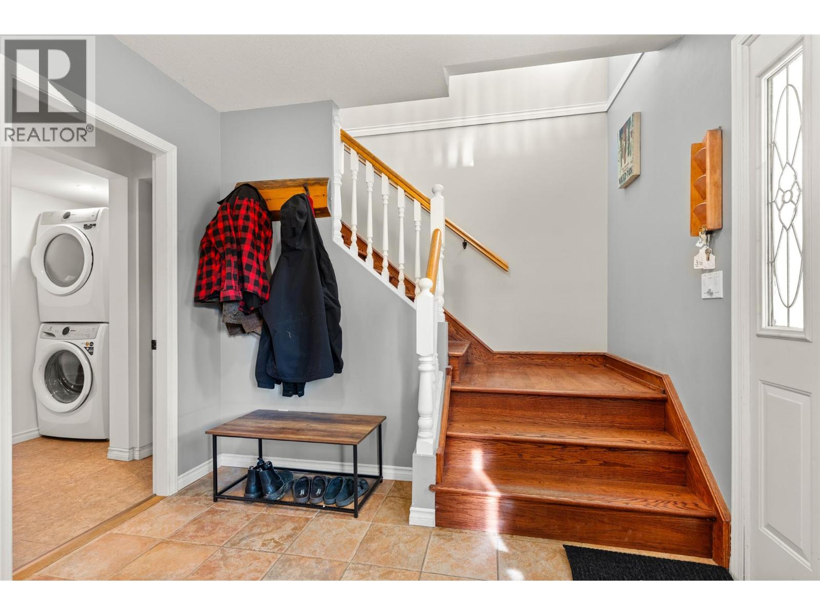 909 Edward Street, Revelstoke