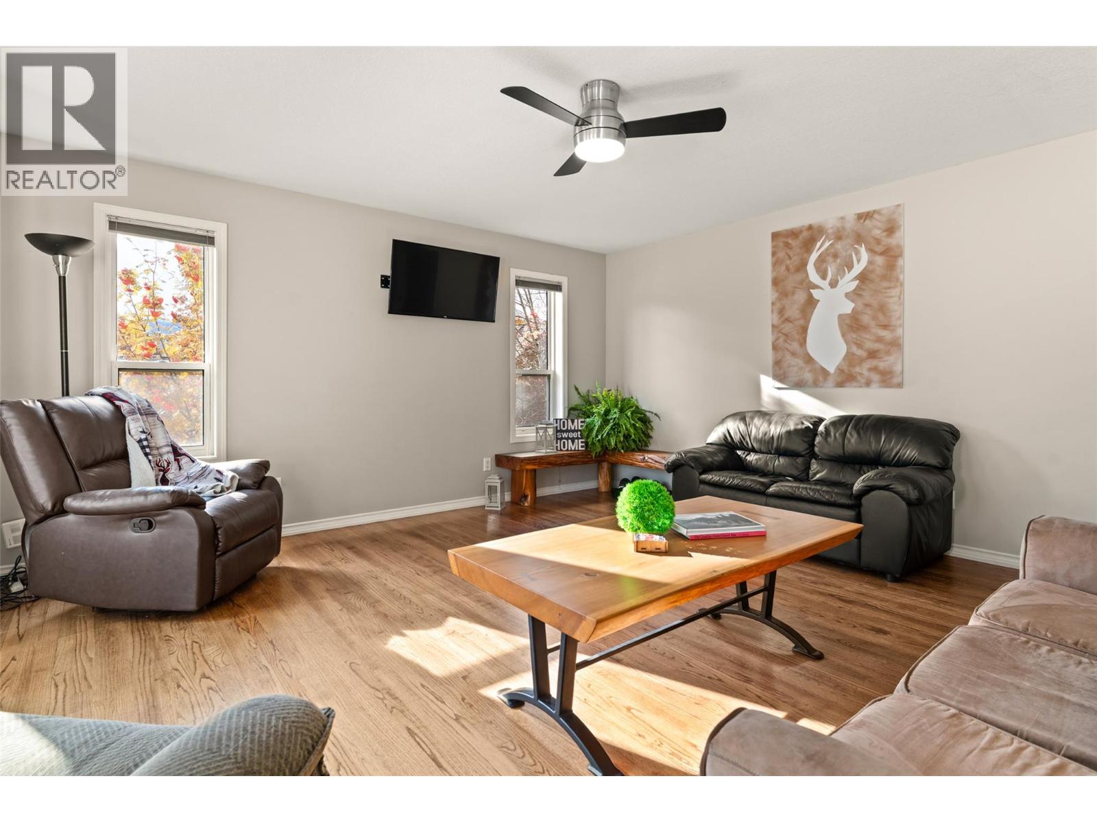 909 Edward Street, Revelstoke