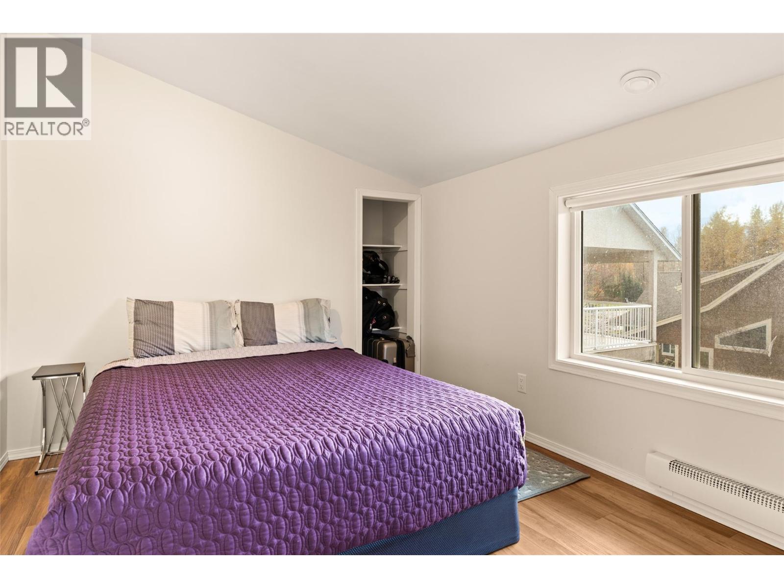 909 Edward Street, Revelstoke