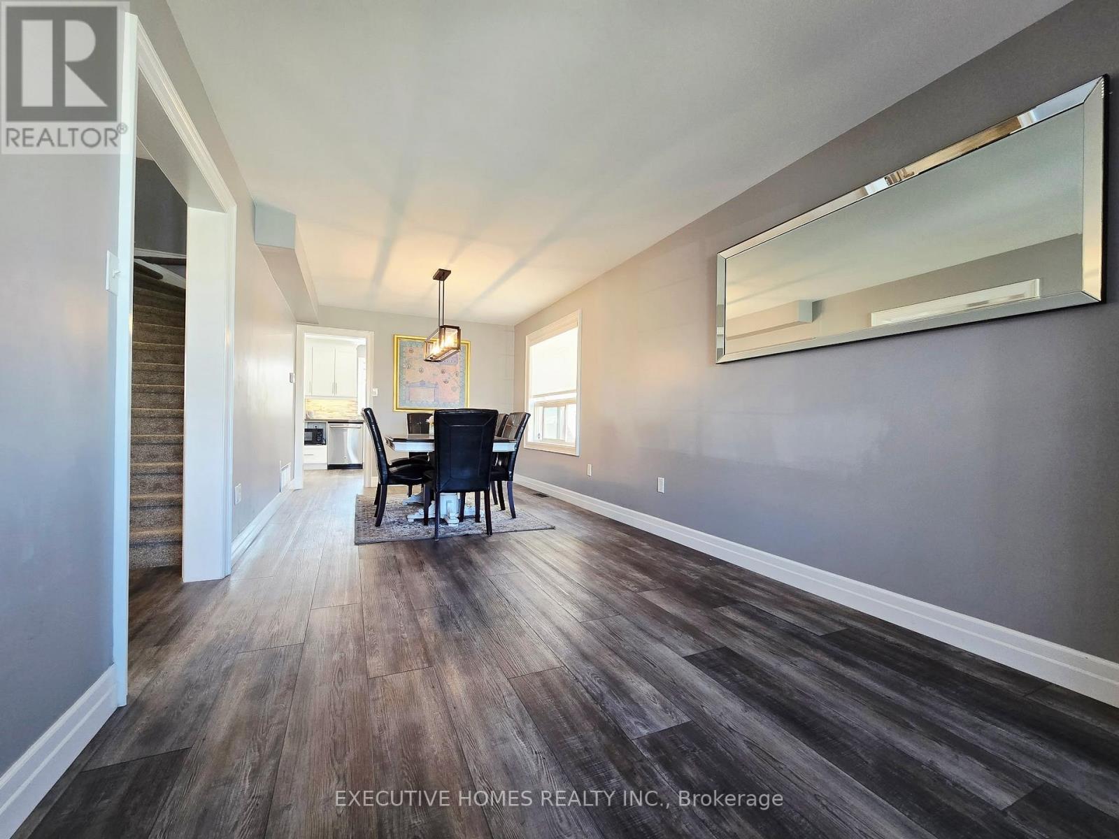 Single Family House for Sale in  SHERWOOD COURT Barrie (Northwest) 