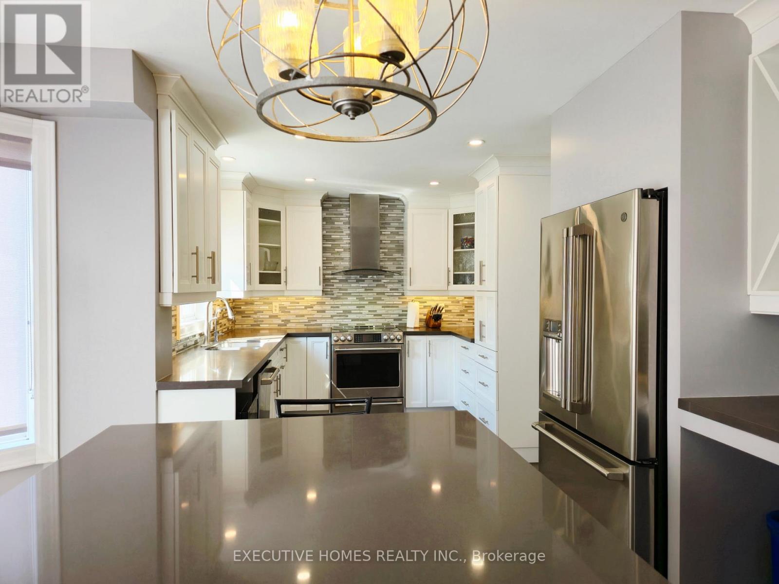 Single Family House for Sale in  SHERWOOD COURT Barrie (Northwest) 