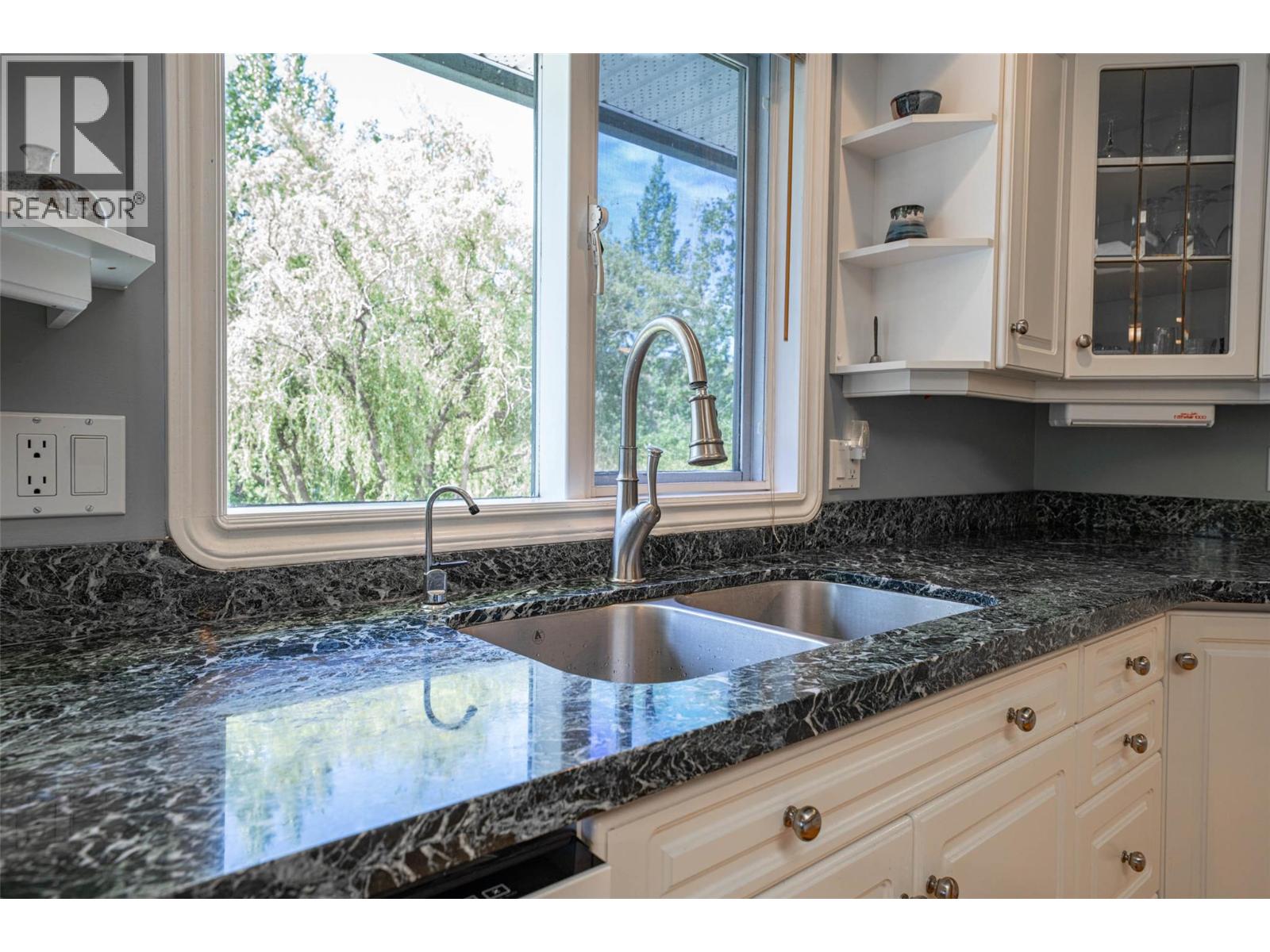  7821 Old Kamloops Road, Vernon