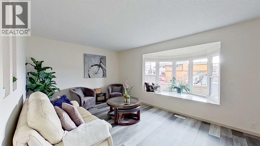 Single Family House for Sale in  A Avenue SE Forest Heights Calgary 