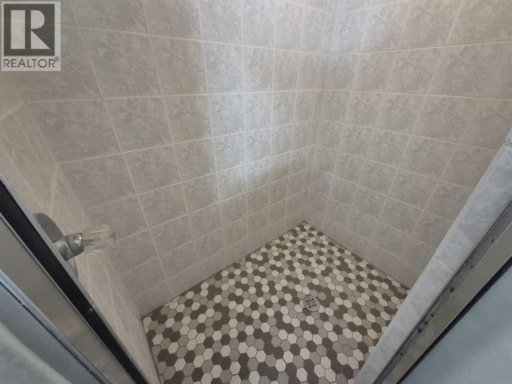 Single Family House for Sale in  A Avenue SE Forest Heights Calgary 