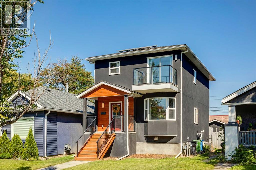 Single Family House for Sale in   Avenue NW Crescent Heights Calgary 