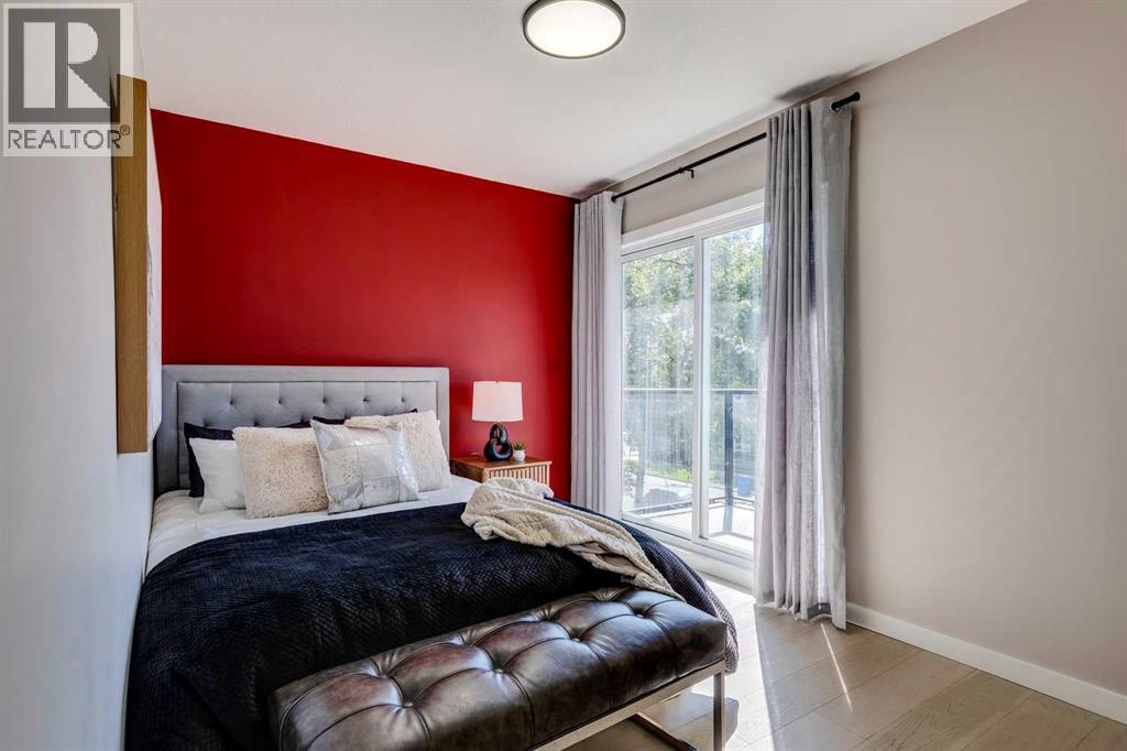 Single Family House for Sale in   Avenue NW Crescent Heights Calgary 