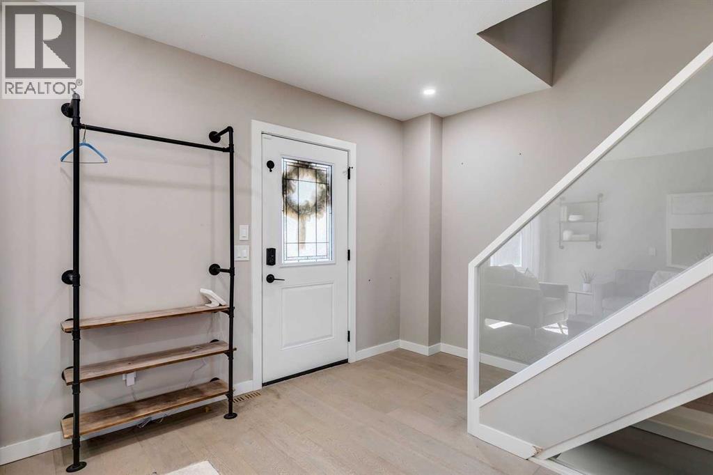 Single Family House for Sale in   Avenue NW Crescent Heights Calgary 