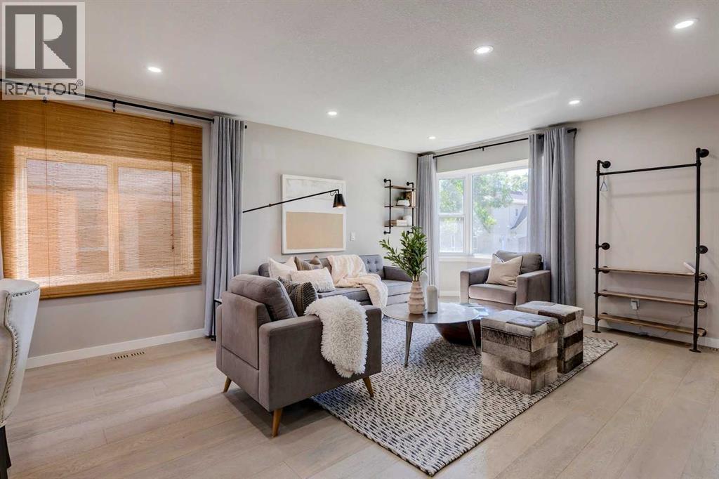 Single Family House for Sale in   Avenue NW Crescent Heights Calgary 