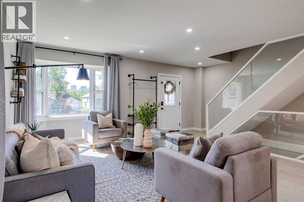 Single Family House for Sale in   Avenue NW Crescent Heights Calgary 